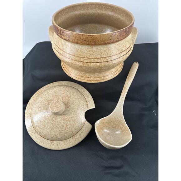 Soup Tureen 3 QT Pottery Craft Stoneware Sand Brown Tan Serving Bowl USA Vintage - Picture 14 of 16